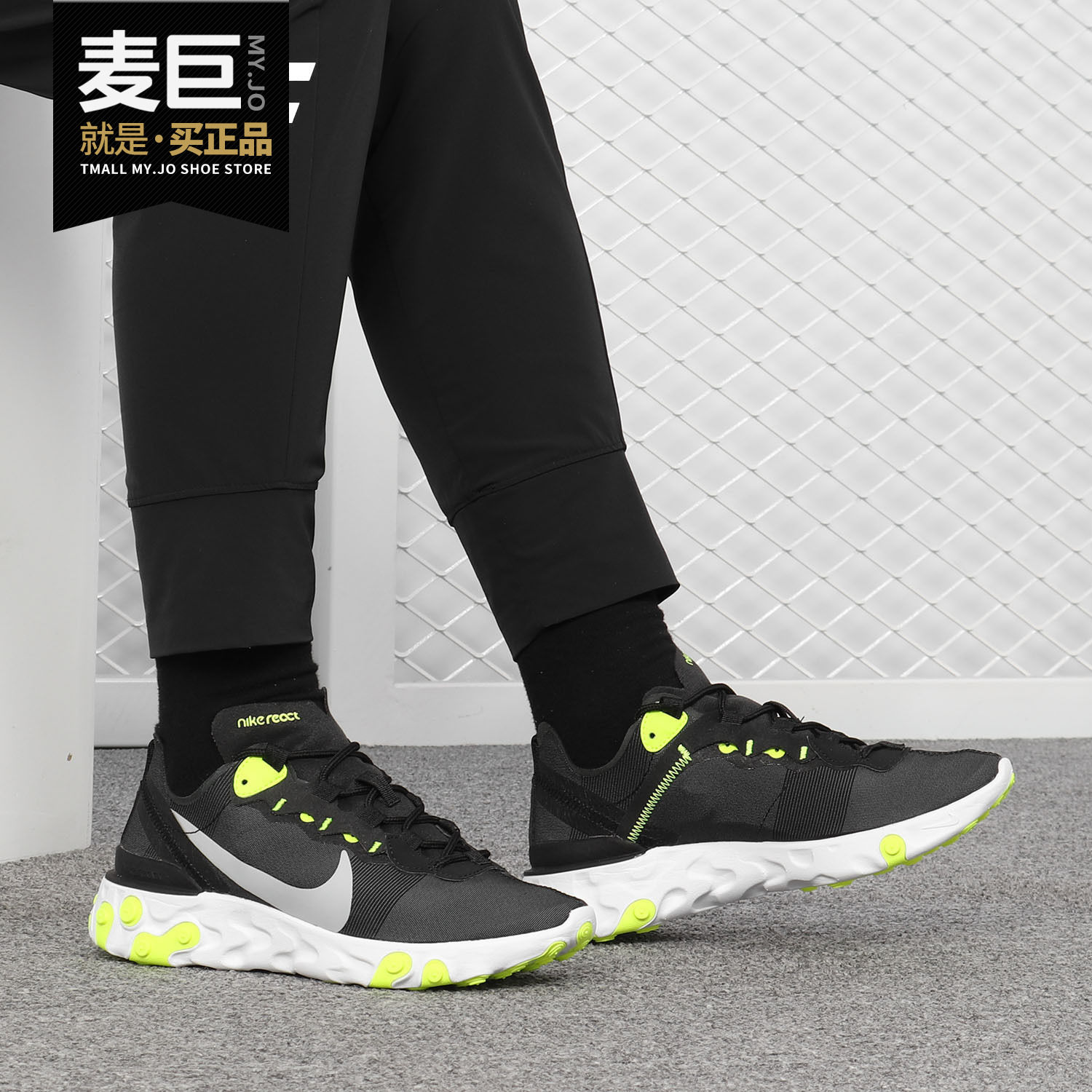 耐克WNIKEREACT女子跑步鞋