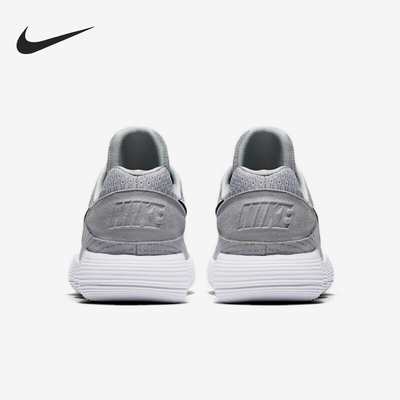 耐克男士运动训练篮球鞋