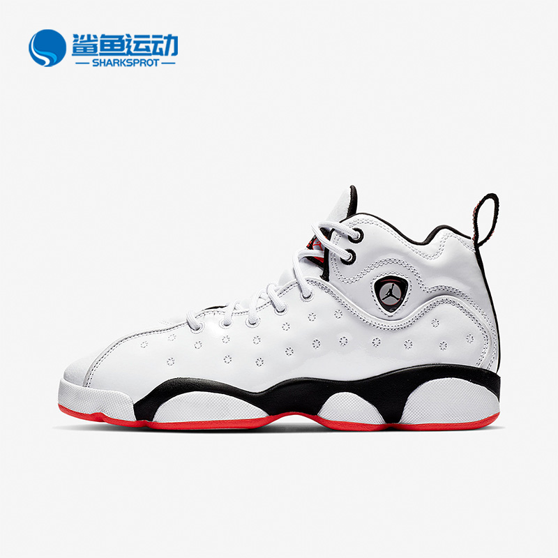 耐克儿童运动鞋820273-106