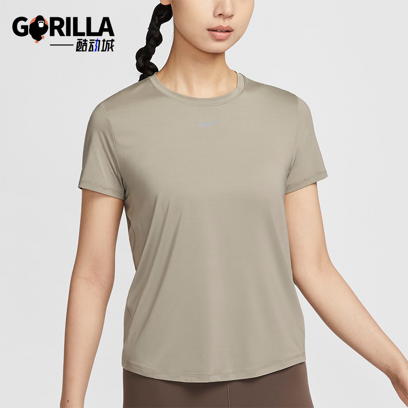 耐克女士经典透气运动短袖T恤