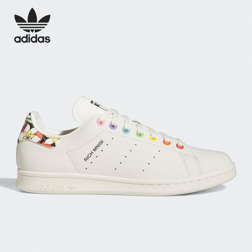 Adidas/阿迪达斯情侣款低帮板鞋