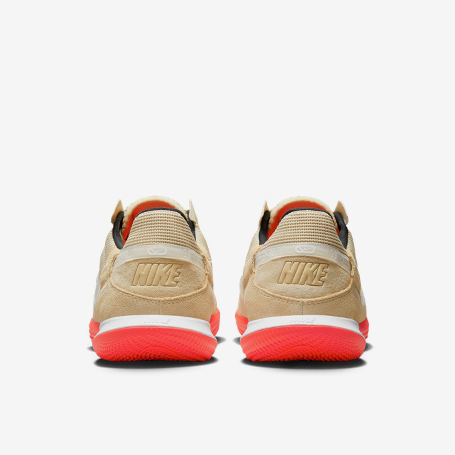 Nike/耐克耐磨低帮足球鞋