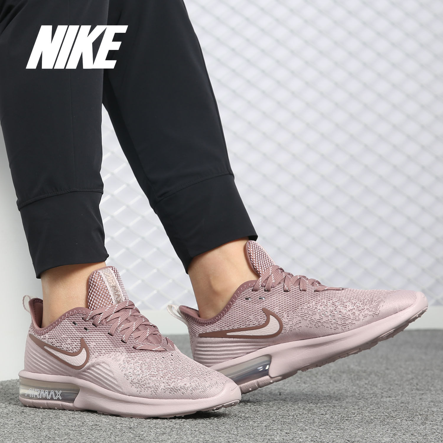 Nike/耐克正品2019春夏新款 休闲女子运动轻便耐磨跑步鞋AO4486