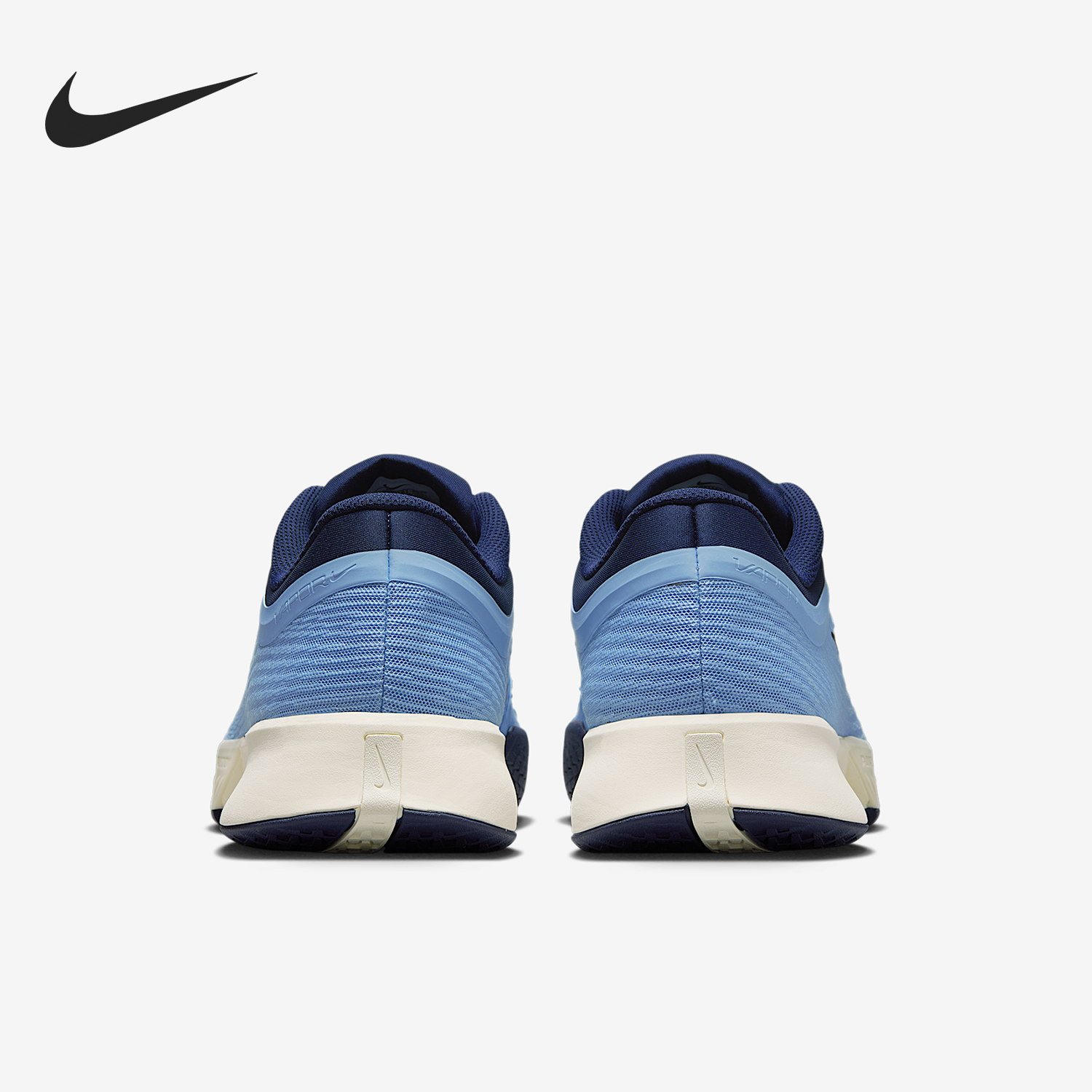 耐克男士缓震硬地网球鞋