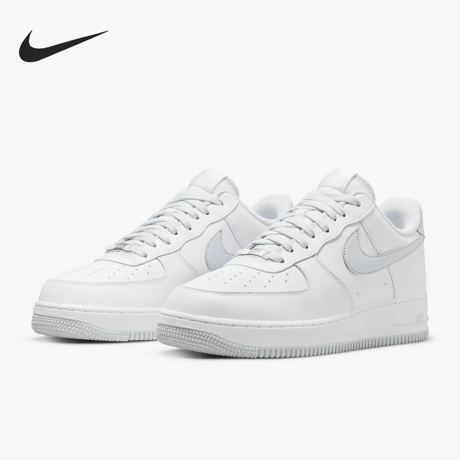 耐克男子空军一号板鞋