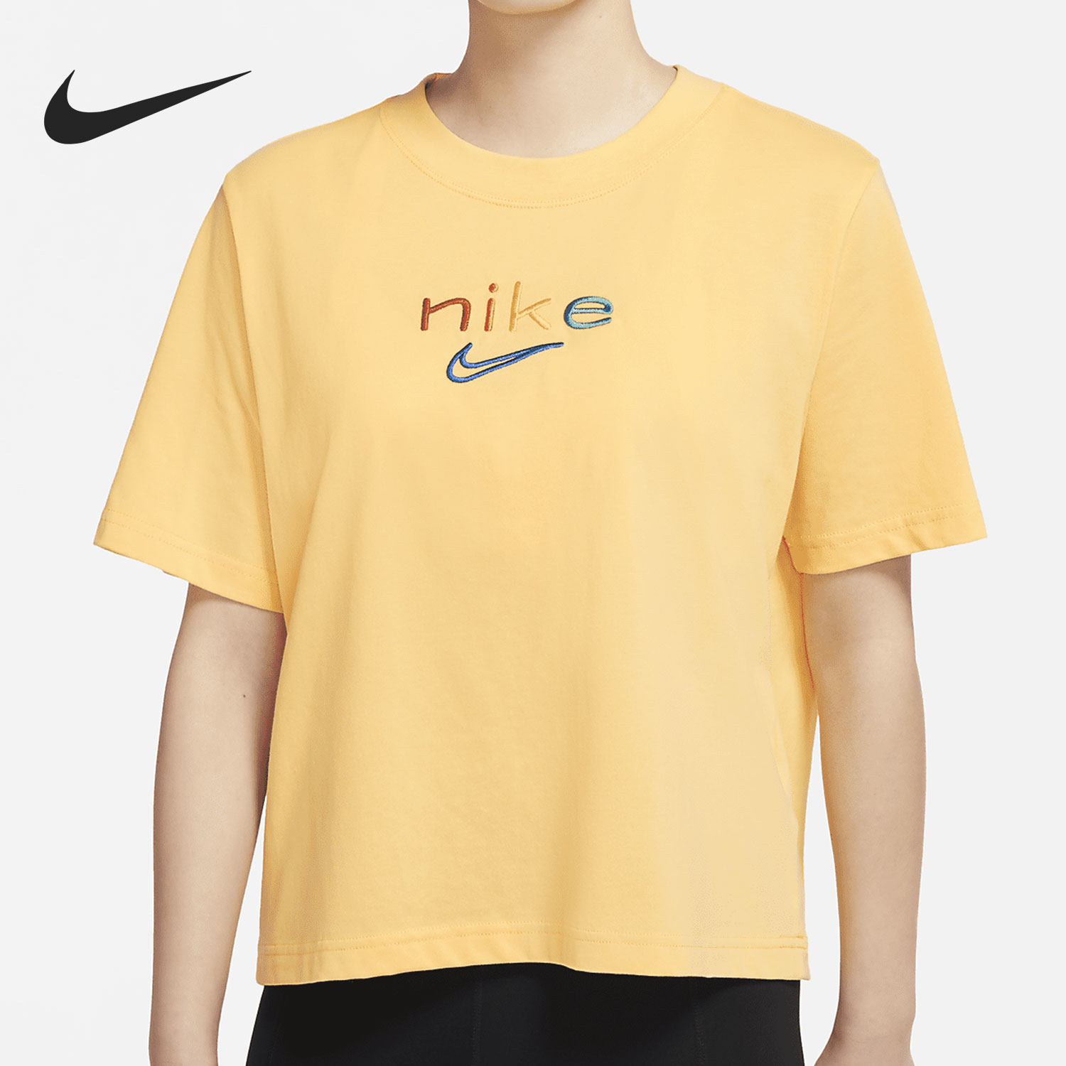 Nike/耐克正品当季新款女子刺绣简约短袖休闲运动T恤DD2849-848