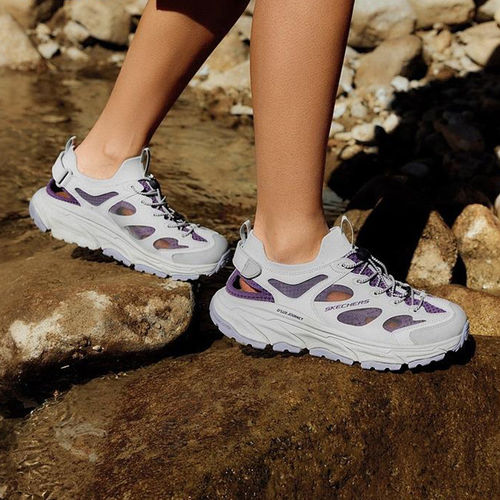 Skechers/斯凯奇正品夏季款女士镂空简约耐磨休闲户外凉鞋180217