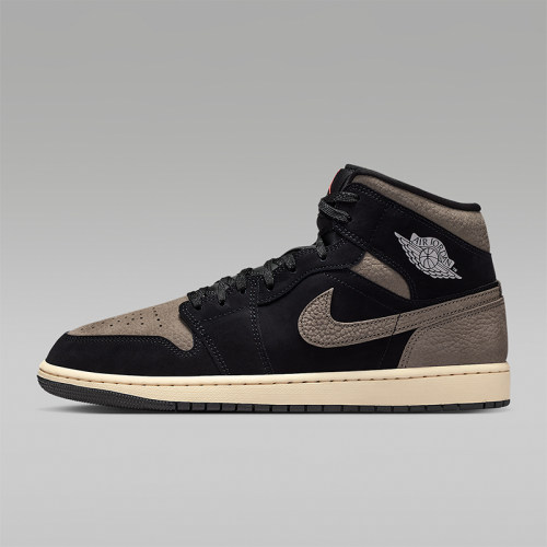 Nike/耐克正品JORDAN男士休闲高帮系带耐磨减震运动鞋IB7110-002
