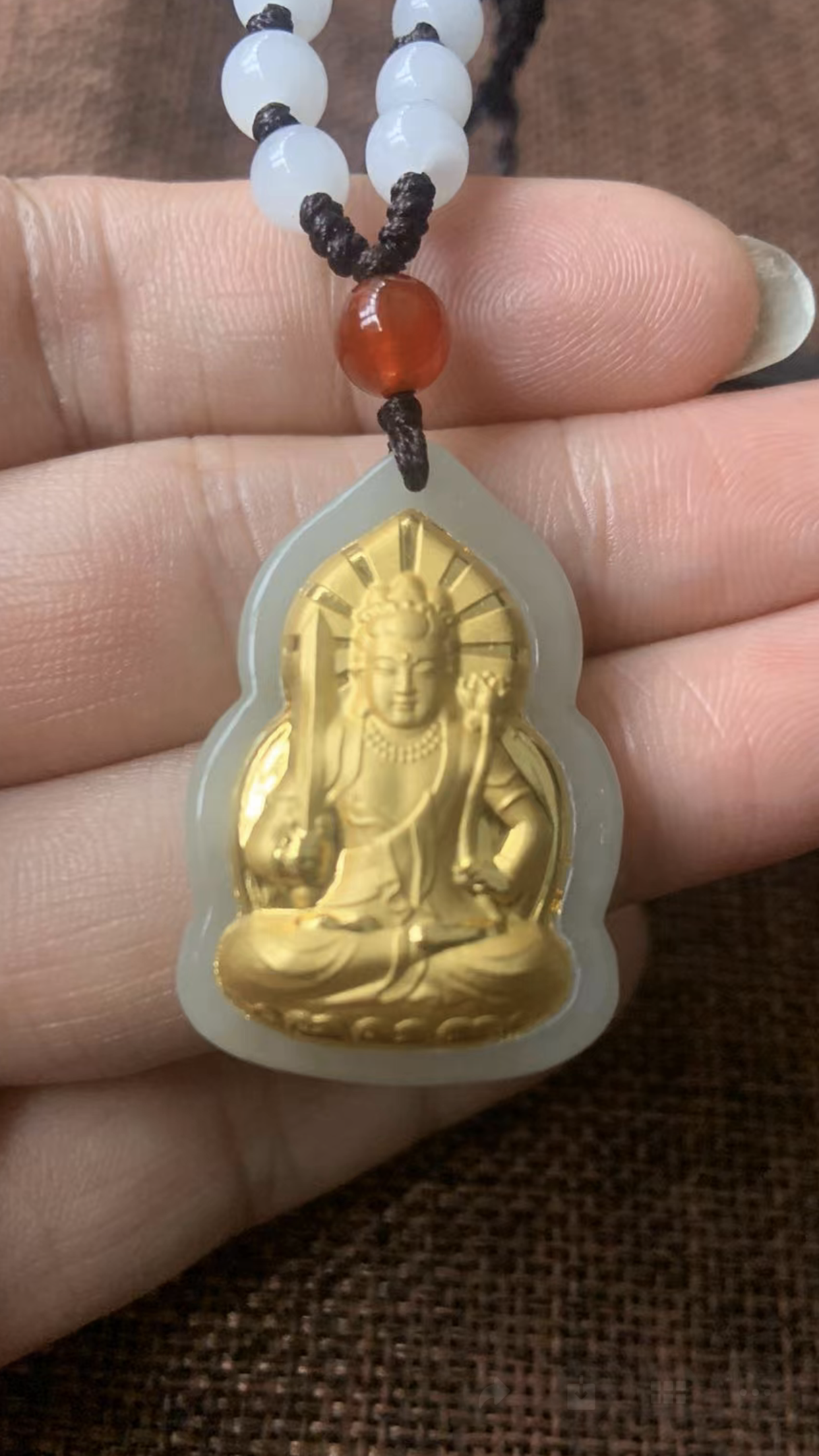 金镶玉生肖兔守护神吊坠天然和田玉文殊菩萨挂件正品黄金玉石玉佩