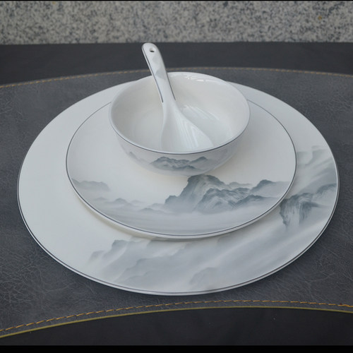 新中式山水画餐厅摆台餐具碗碟勺