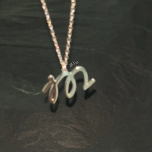 【朱马】juniormark慕Ter吊坠logo项链