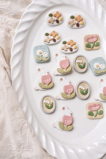 砰砰卷| 陶土春天花花和小兔 日系原创手作胸针/冰箱贴 装饰