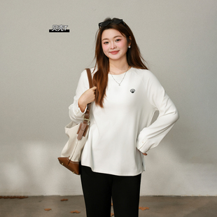 插肩袖 微胖mm冬季 贝壳刺绣百搭双面德绒白T恤 百分百女装 DM100大码