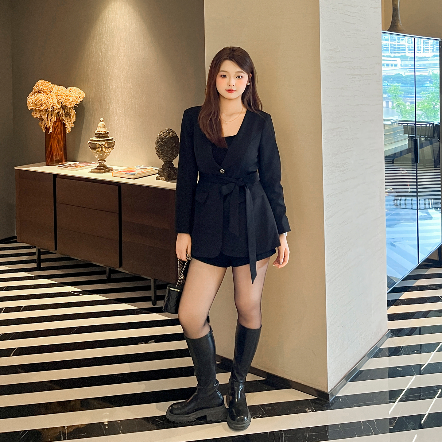 DM100大码百分百女装秋季微胖mm显瘦高级感正肩无领收腰西装外套