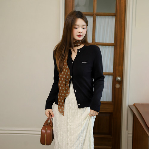 DM100大码百分百女装微胖mm秋季纯色正肩高弹打底百搭毛衣针织衫