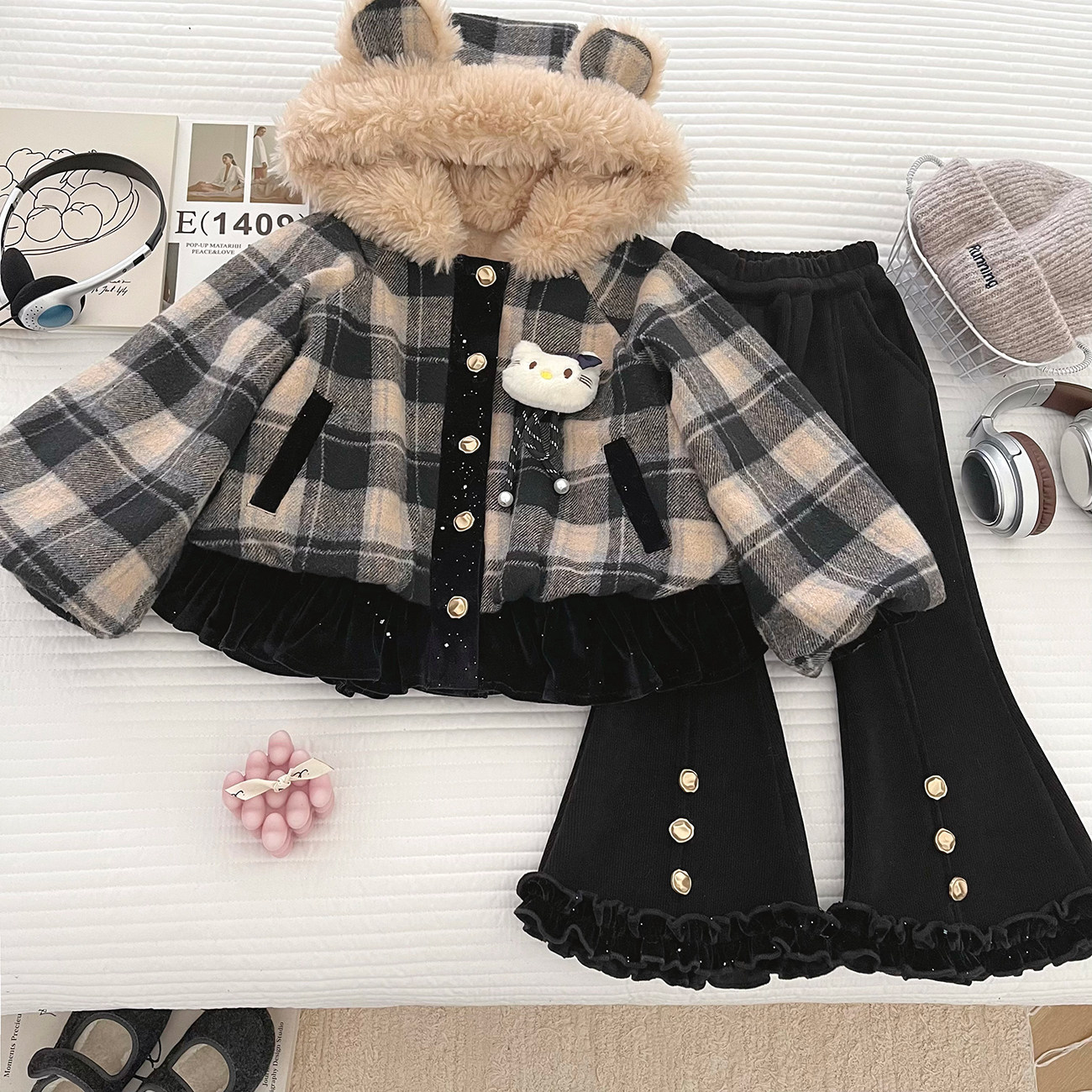 女童冬季套装洋气翻领毛毛领kt猫加绒加厚卡通外套微喇裤子两件套,童装/婴儿装/亲子装,套装,淘宝优惠券,粉丝福利购,淘宝优惠卷