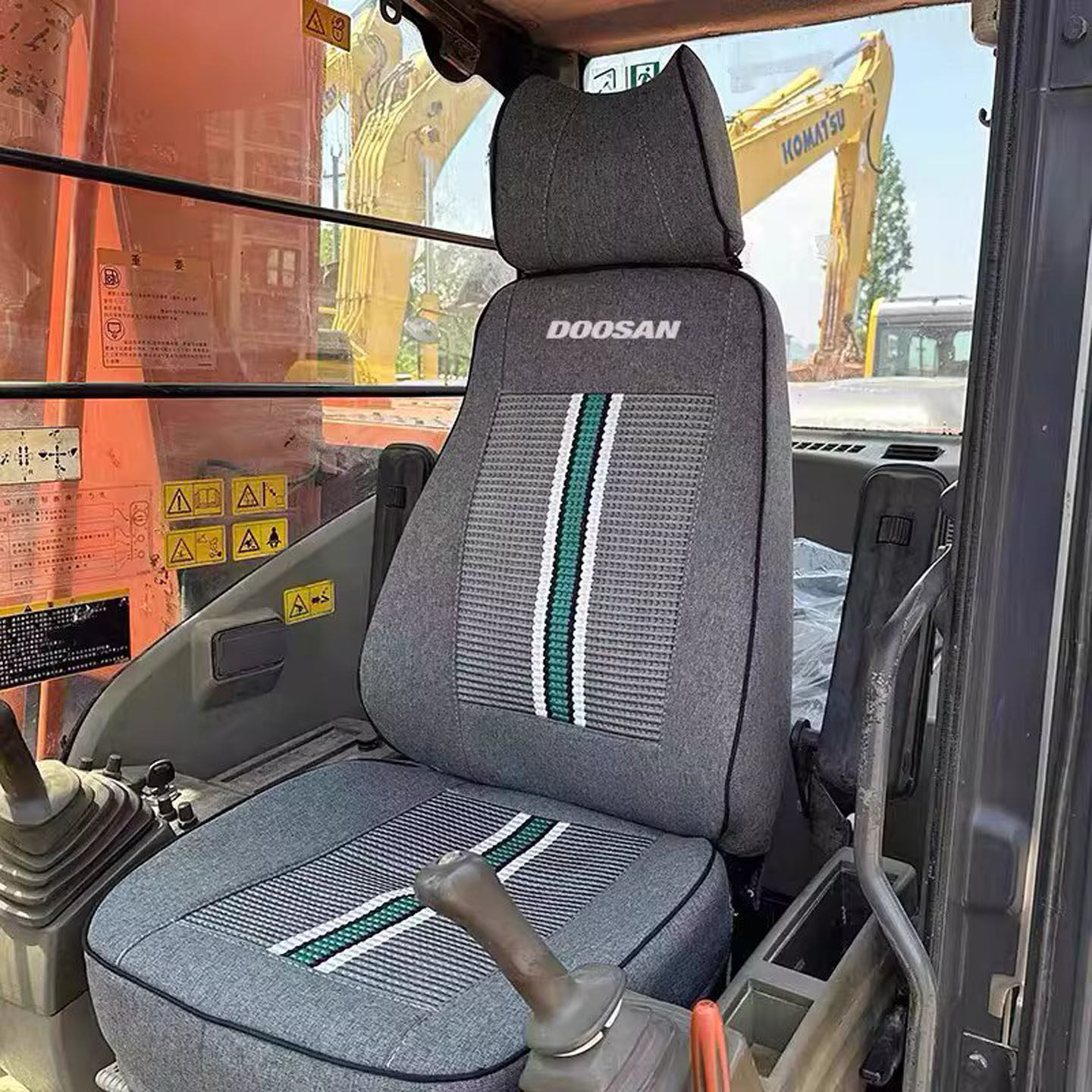斗山挖机DX65 80 75 60 155 215 130 150 200 55挖掘机座套座椅套