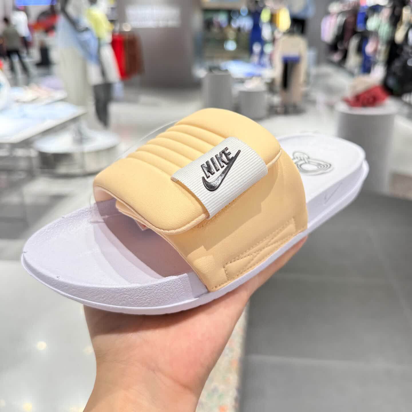 Nike耐克鞋子潮流女子拖鞋防滑运动凉拖新款轻便一字拖休闲沙滩鞋