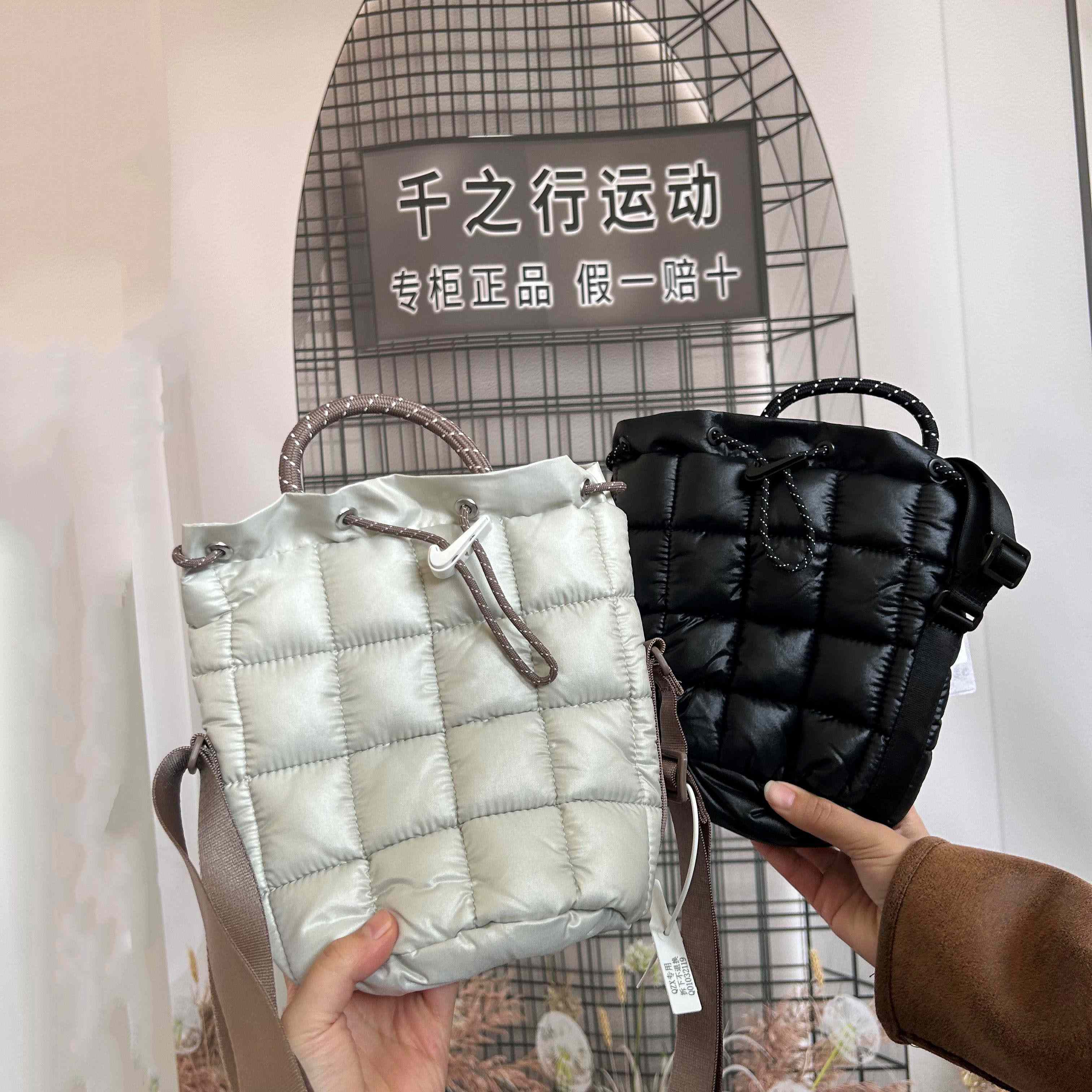 Nike耐克男女单肩包托特