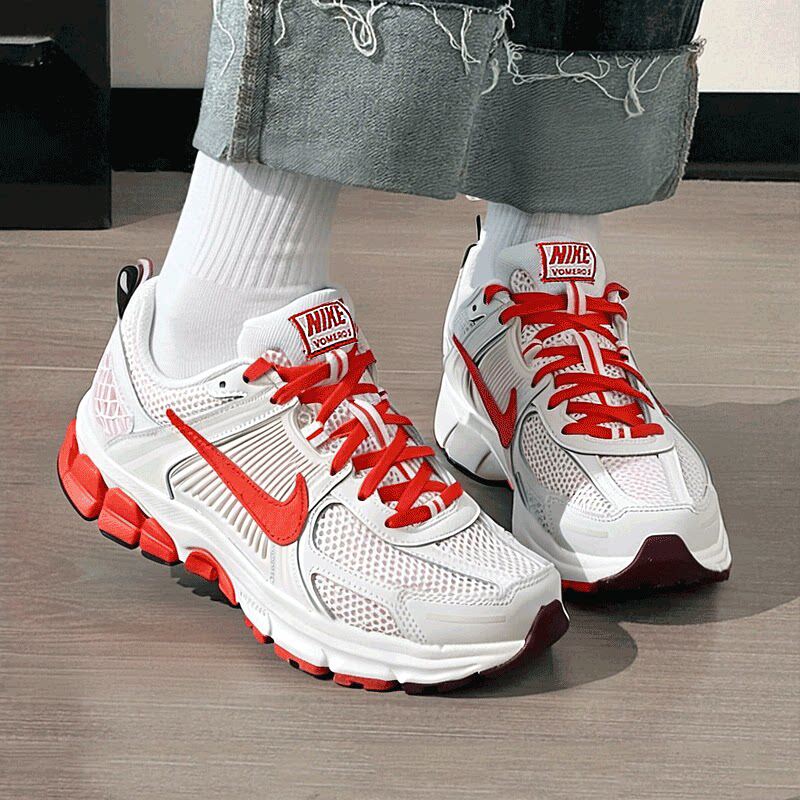Nike耐克鞋子春季新款运