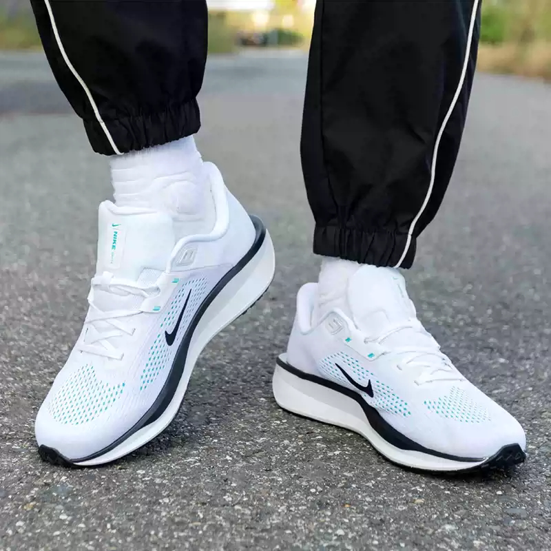 NIKE耐克运动鞋男鞋秋季新款透气休闲鞋耐磨缓震低帮跑步鞋子男