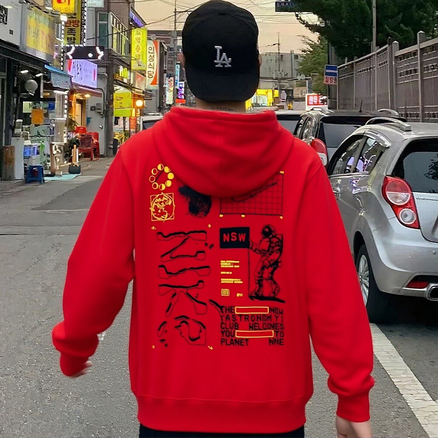 红色卫衣Nike耐克连帽套