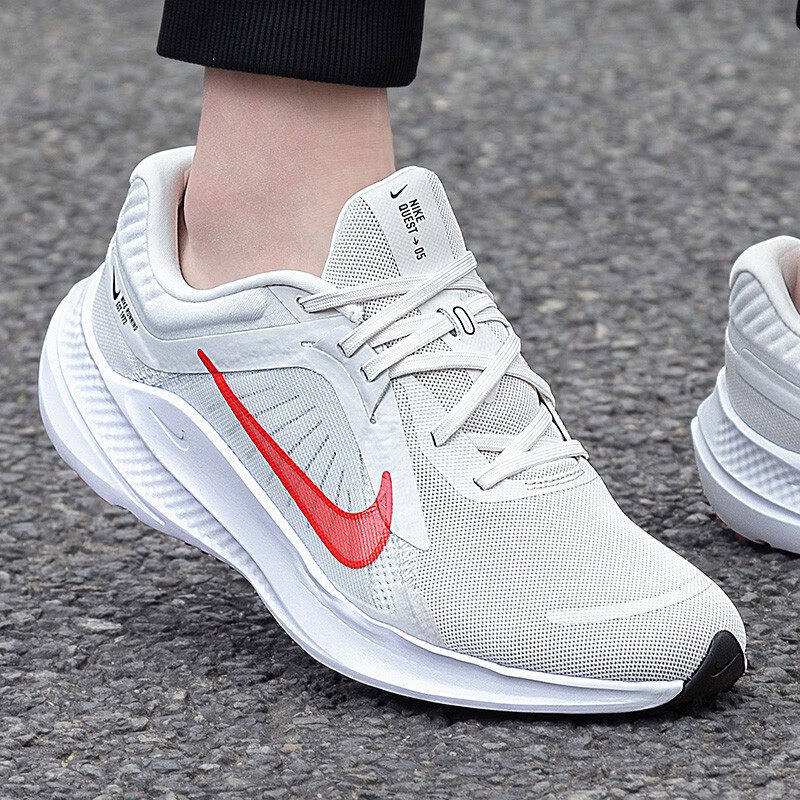NIKE耐克白红色跑鞋男SWI