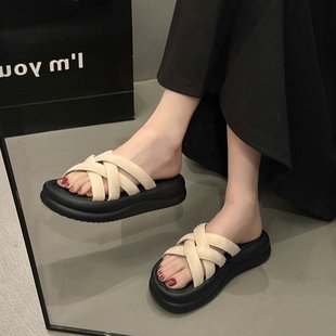 外穿配裙子2025新款 網(wǎng)紅爆款 厚底松糕涼拖鞋 女夏季 海邊沙 增高涼鞋