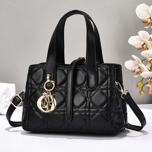 专柜正品包包女2025新款轻奢手提女包软皮时尚百搭菱格女士戴妃包