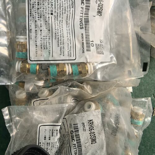 议价SMC接头KRH06-02SW2数量110个