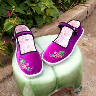 春秋手工女款一带方口布鞋紫色金丝绒料绣花鞋平跟单鞋不臭脚包邮