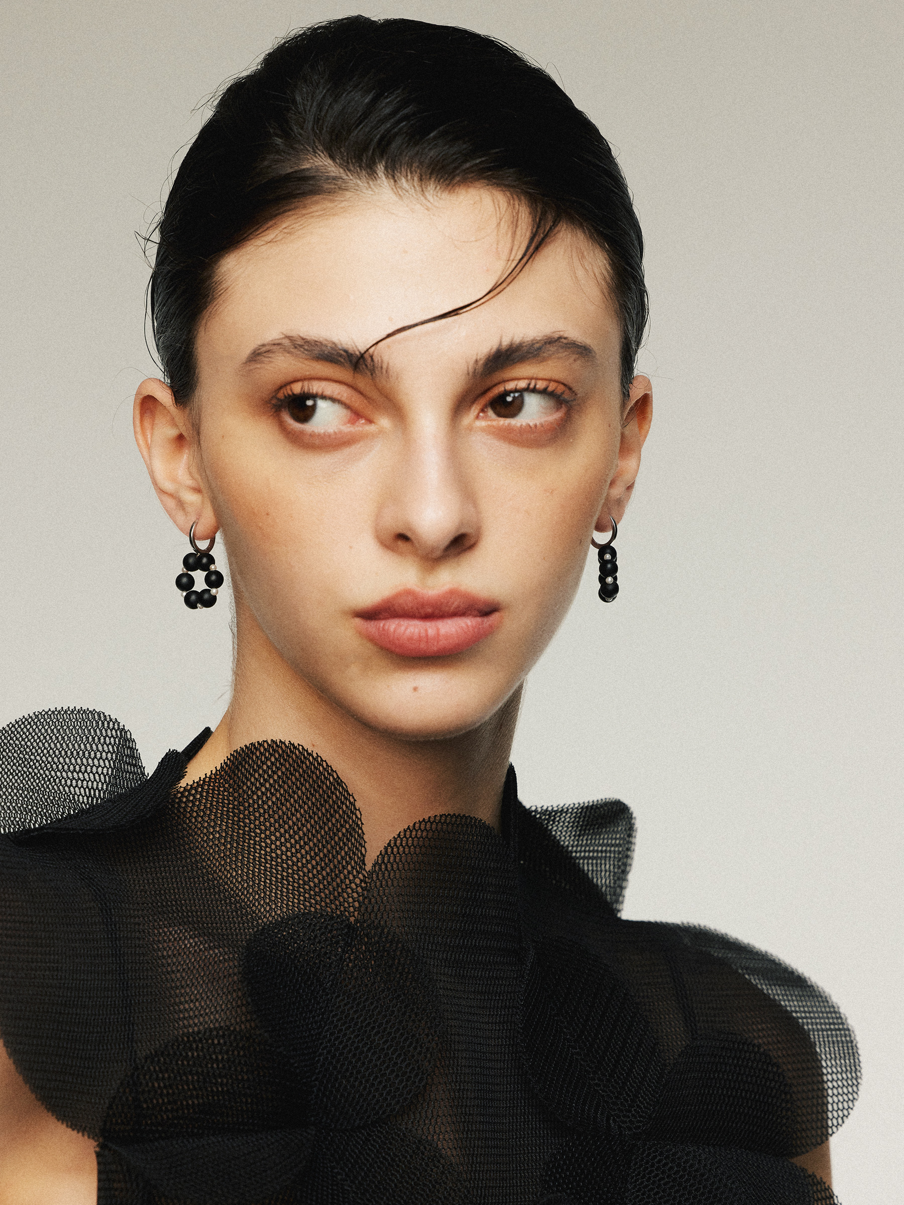 吾也  珠落墨盘系列  复古圆珠磨砂黑束球耳环小众设计耳饰女