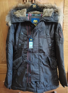 plory男款厚羽绒服POJD047T04