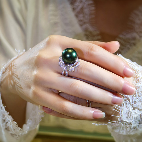 挚彩银镶母贝珠蝴蝶结14mm戒指女