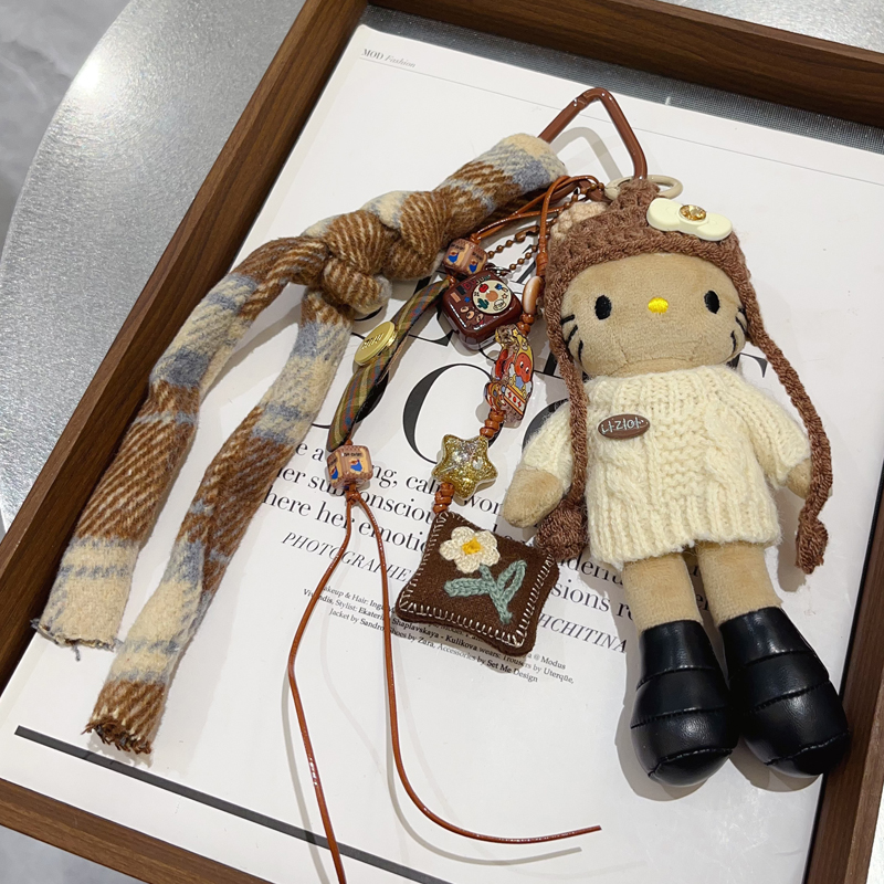 秋冬新款毛线帽围巾毛衣可爱立体KT公仔包包挂件手工串珠百搭饰品