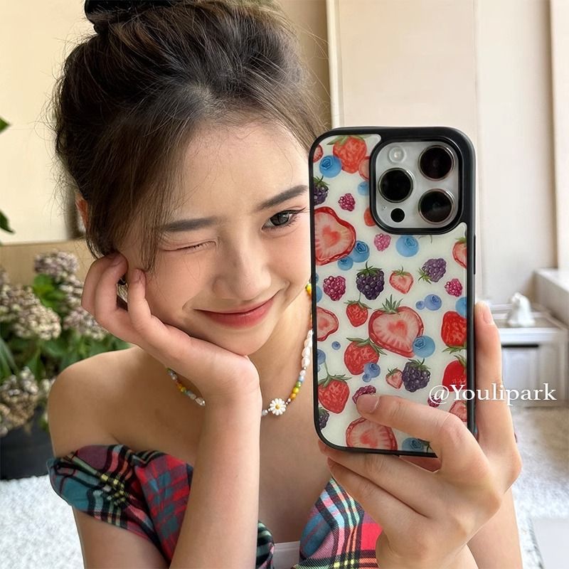 韩国ins少女夏日草莓水果黑框磨砂手机壳适用苹果iPhone16promax手机壳15pro手机壳14三星13小米手机壳12华为