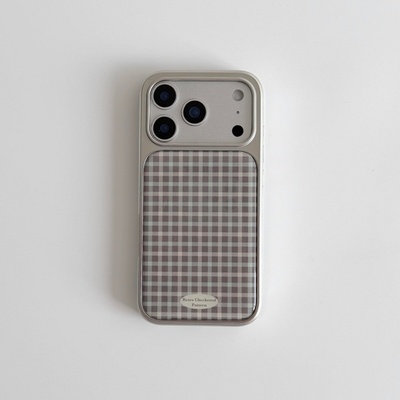 ins个性复古格纹标签电镀银磁吸适用苹果iPhone17promax手机壳1615pro小米1415Pro华为mate60p70三星S23防摔