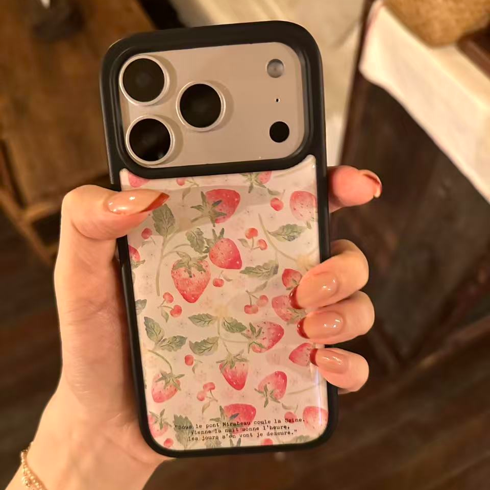 ins风个性草莓熊黑边软壳磁吸适用苹果iPhone17promax手机壳1615pro小米1415Pro华为mate60p70三星S23防摔