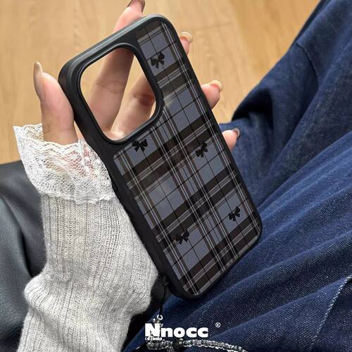 ins风复古蝴蝶结亚克力黑边磁吸适用苹果iPhone16promax手机壳1312pro小米1415Pro华为mate60p70三星S23防摔