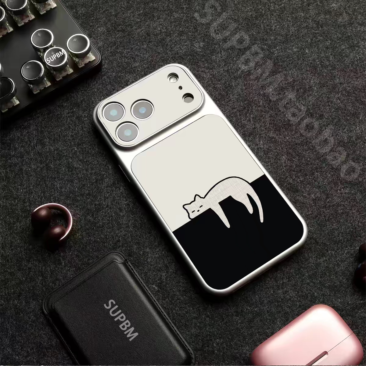 ins风黑白小猫大视窗秒变壳全包精孔手机壳适用苹果iPhone17promax高级感保护套华为16plus15pro14小米13pro
