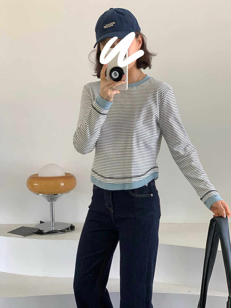 撞色条纹圆领长袖T恤女短款新款内搭打底衫女士外穿春秋薄款