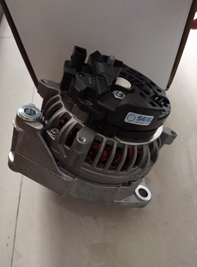 CLAAS克拉斯青贮机发电机0124615069发电机奔驰发电机0124615030