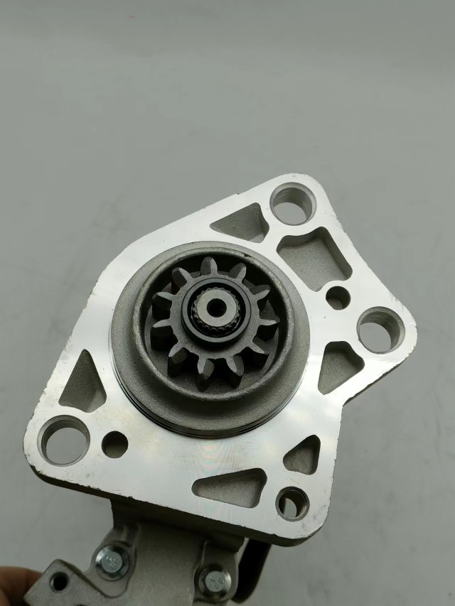 4M50加藤挖掘机820V1023V-R5启动马达M008T62371 M8T62371起动机