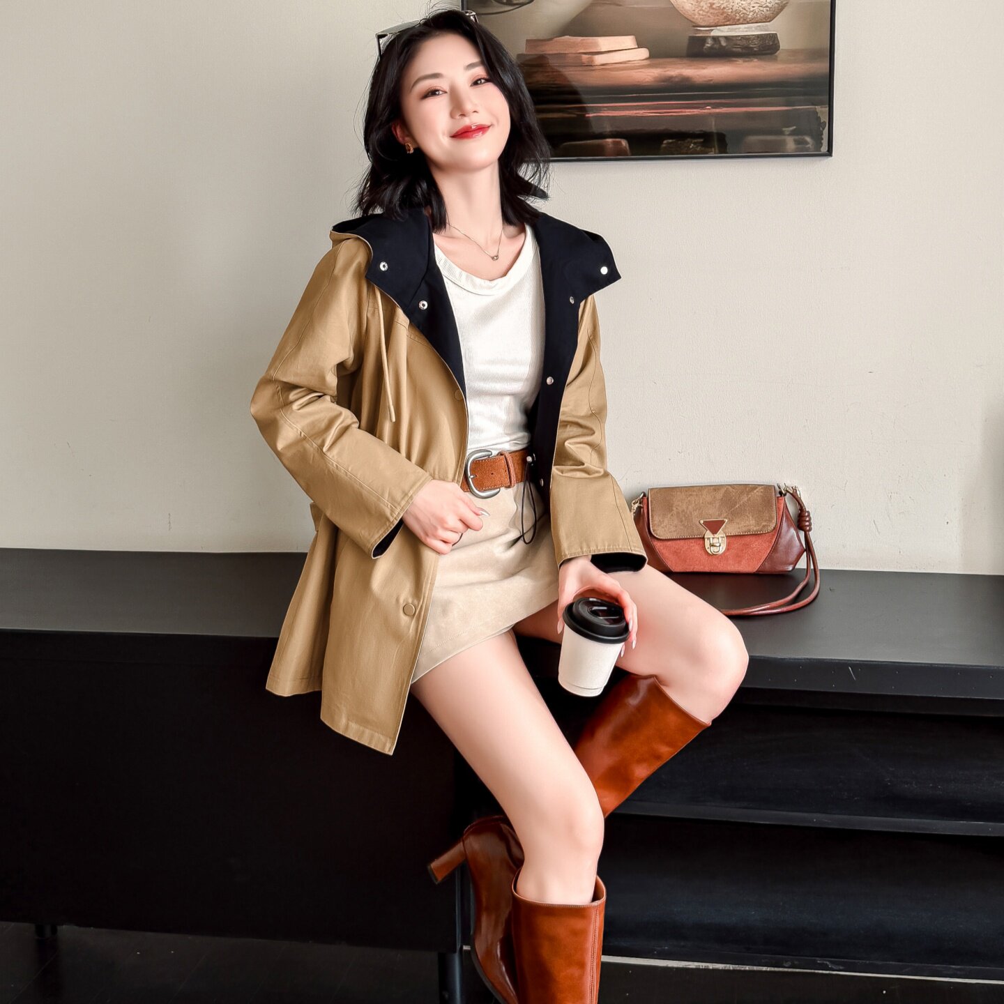 老钱风连帽撞色中长风衣女