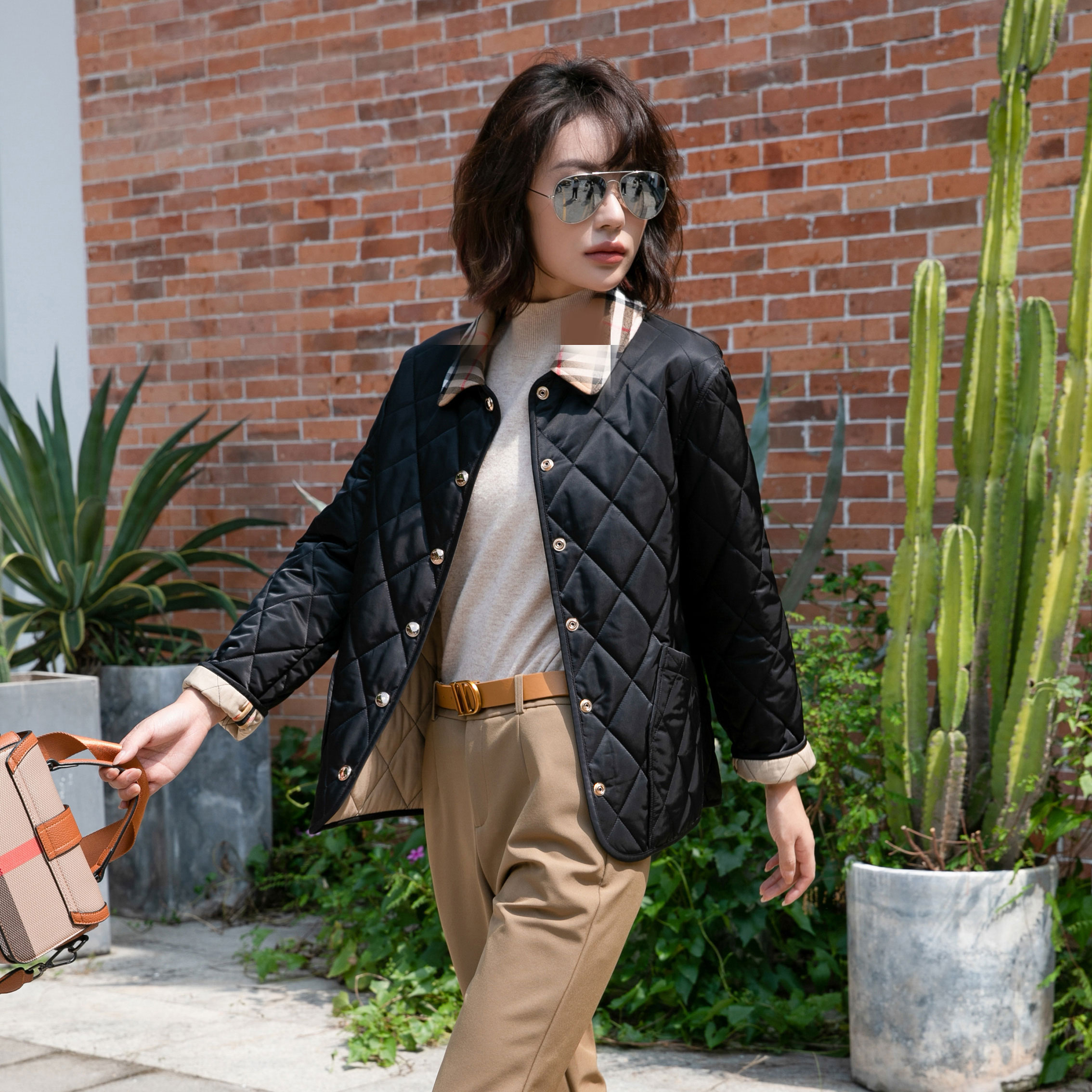 高端经典棉服舒适大气高雅时尚