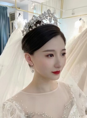 新娘影楼跟妆皇冠发饰高级感气质