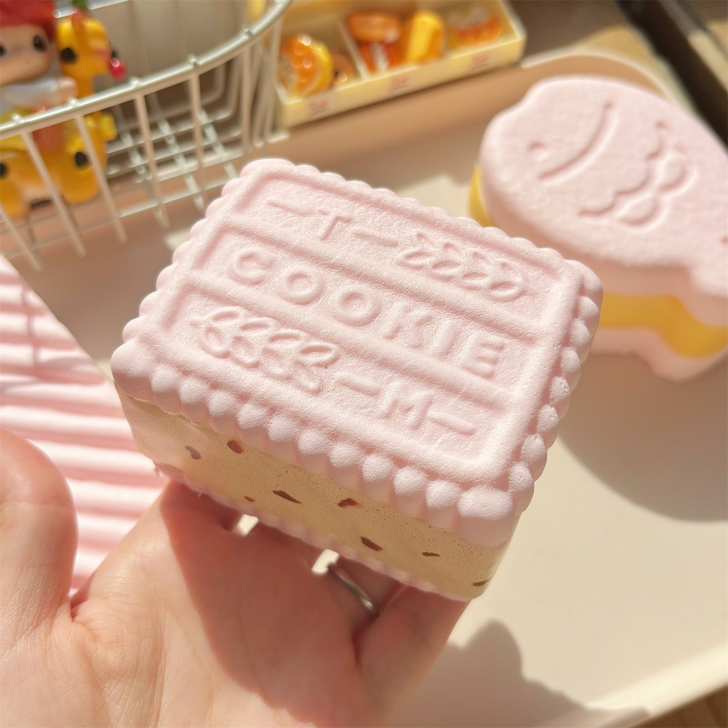 木吉捏捏乐草莓奥利奥黄油厚曲奇