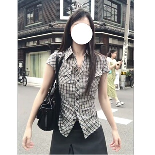 韩系设计感衬衣休闲格子收腰正肩短袖衬衫女夏季修身气质短款上衣