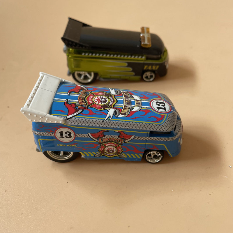 1:64美国vw drag bus改装大众巴士仿真合金汽车收藏模型无包装