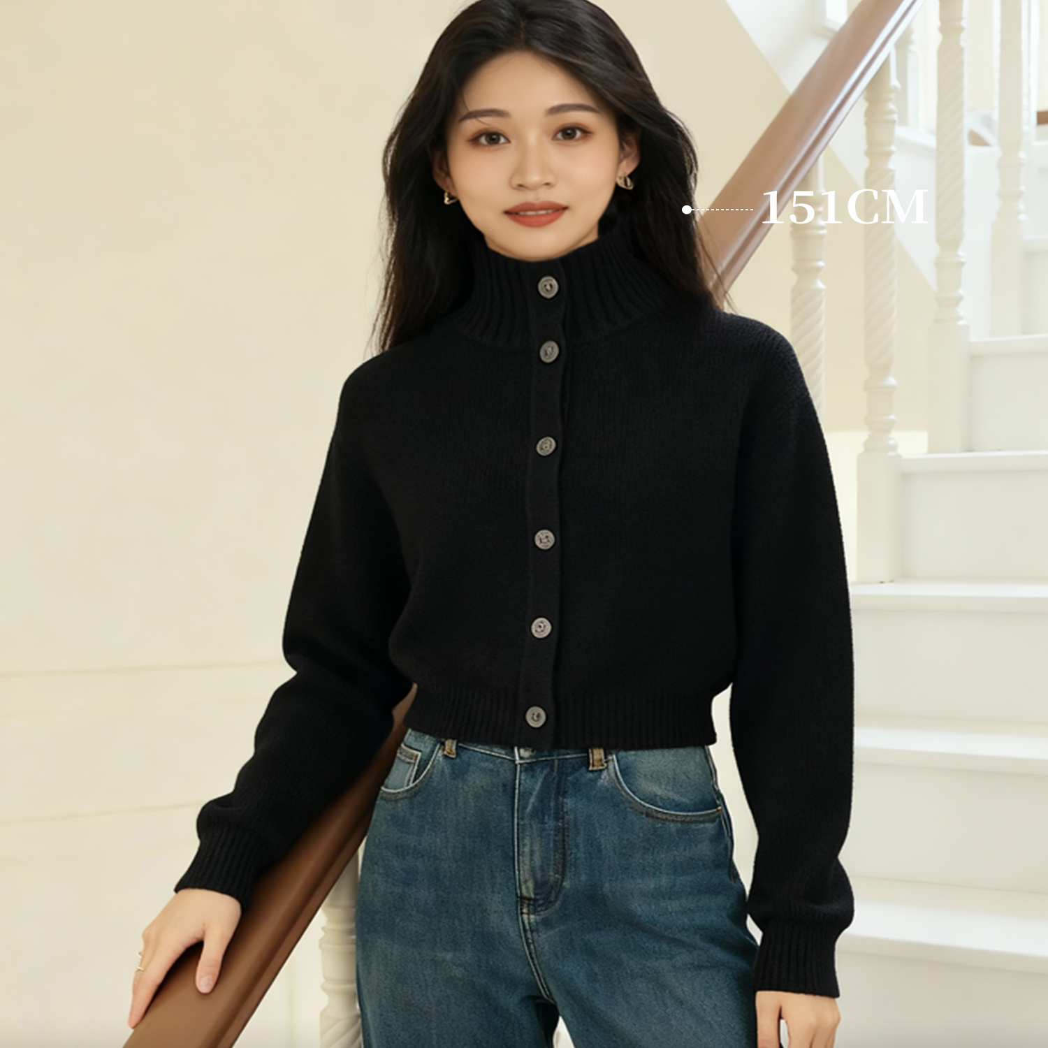 小个子黑色高领毛织开衫